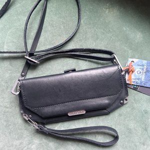 Rare Women's Wallet Trayvax - NWT